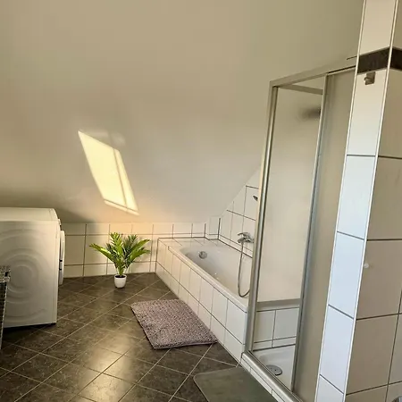 Am Goldstein - Ruheoase-mit Balkon-parkplatz 24-7 Check-in
