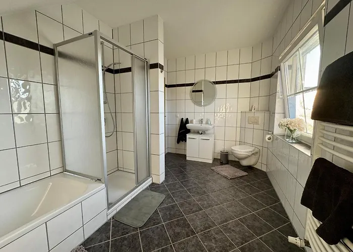 Exklusives Deluxe-Apartment Ruheoase-Mit Balkon-Parkplatz 7-24 Check-In *